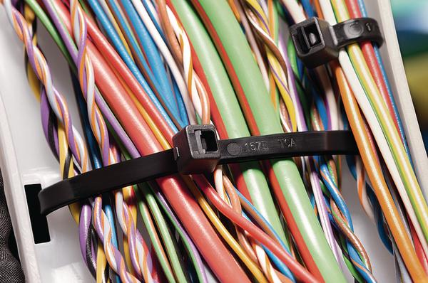 Actual product image HellermannTyton Cable tie T18IPA66BKC1 145x2.5 (Plastic cable ties, 145 mm, 100 pcs.)