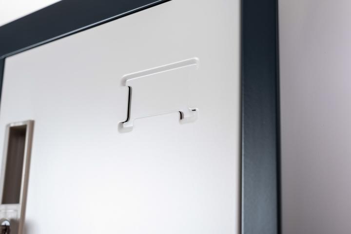 Produktbild Jet-Line Metall Schrank Schliessfachschrank 15 Fächer BUDAPEST Spind dunkelgrau-weiss