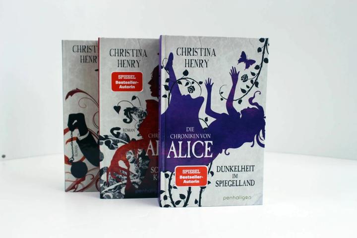 Actual product image Die Chroniken von Alice - Finsternis im Wunderland (German, Christina Henry, 2020)