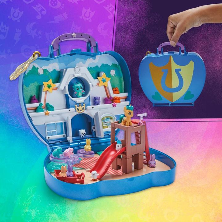 Produktbild My Little Pony Mini World Magic Tierchenecke Mini-Spielwelt, Spielset zum Selberbauen mit Hitch Trai