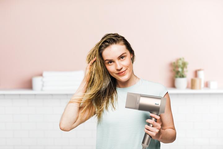 Image du produit Shark Style IQ Sèche-cheveux & Styler avec diffuseur
