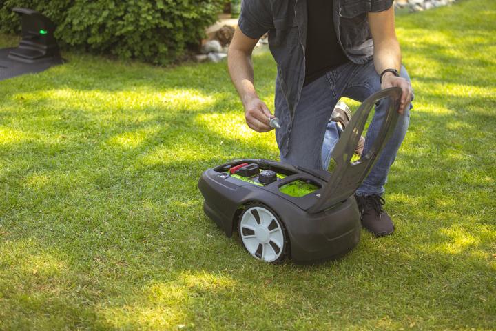 Productafbeelding Greenworks 2513107, robotmaaier, 750 m², 17 cm, 2 cm, 6 cm, 750 m² (750 m²)