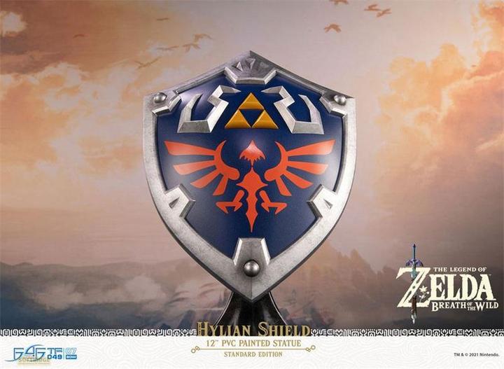 Produktbild First 4 Figures Zelda Breath of the Wild Hylian Shield - Collector Edition