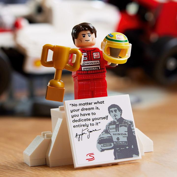 Immagine prodotto LEGO McLaren MP4/4 e Ayrton Senna (10330, LEGO Icons)
