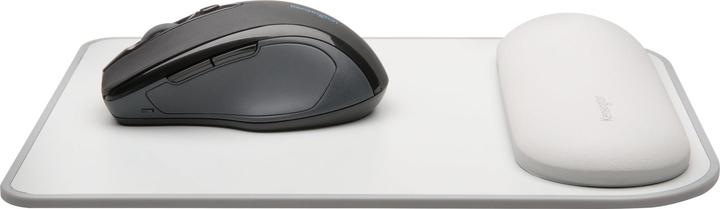 Actual product image Kensington K50437EU ErgoSoft mousepad with wrist rest for standard mousepilkas (M)