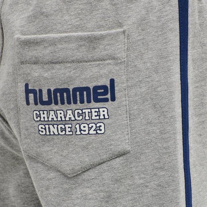Actual product image hummel Breaker Shorts (122)