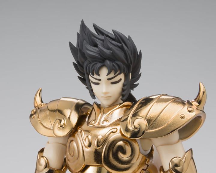 Actual product image Bandai Saint Seiya - Capricorn Shura Myth Cloth EX