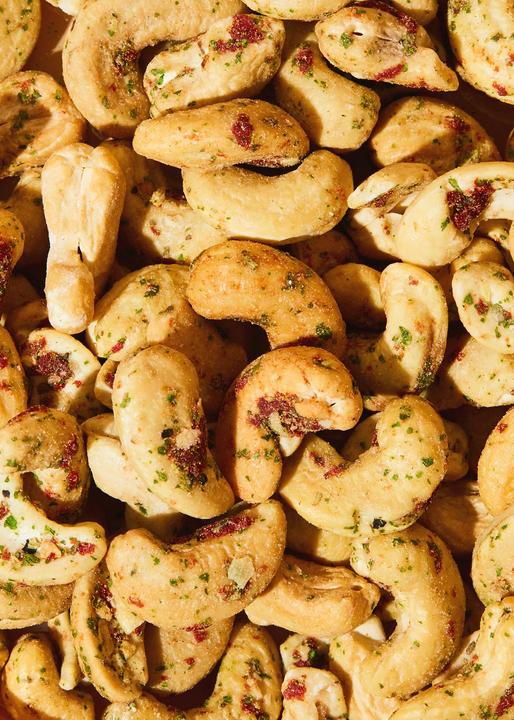 Produktbild KoRo Bio Cashewkerne mit Gewürzzubereitung (500 g)