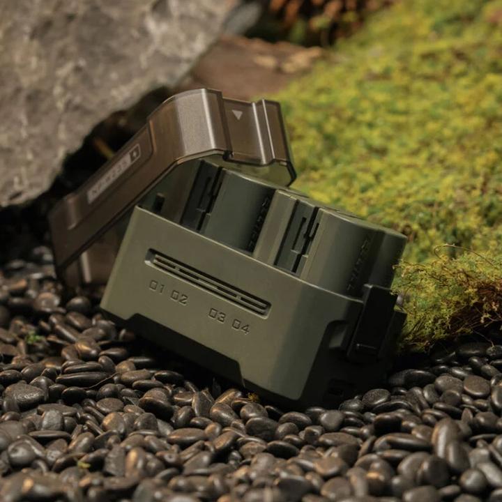Produktbild Tilta Portable Charging Station Kit for NP-W235 (Kamera Akku Ladegerät, Kamera Akku)