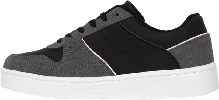 Sneaker Clous