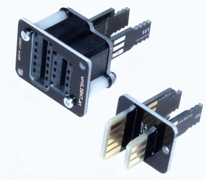 Actual product image Unilight Direct Plug-In Connection Direct With 6 Primary Servos And 4 Poles For Up To 3 Lights