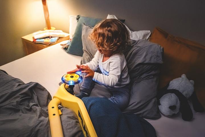 Produktbild Puky PUSH Scooter mit LED-Bereifung
