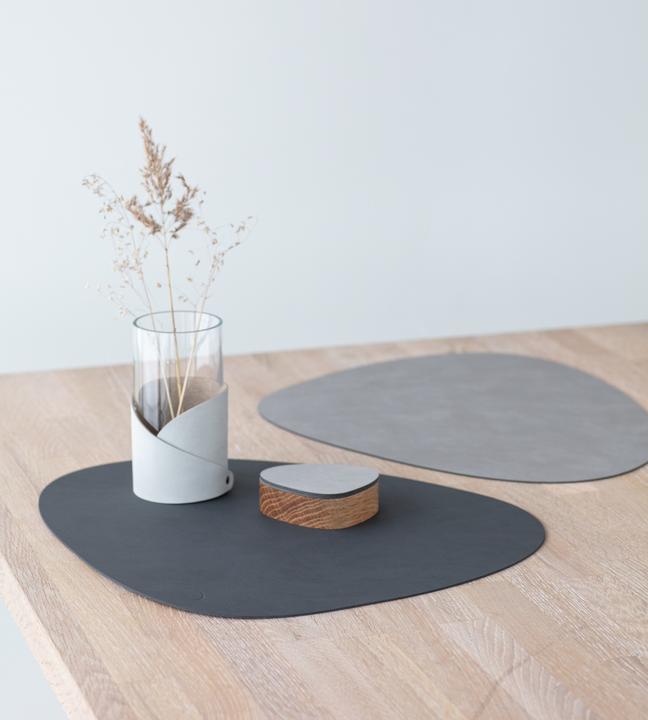 Actual product image Lind DNA Placemat Curve L, Double Nupo Ant./Light Grey, 37x44 cm (1 pcs., 37 x 44 cm)