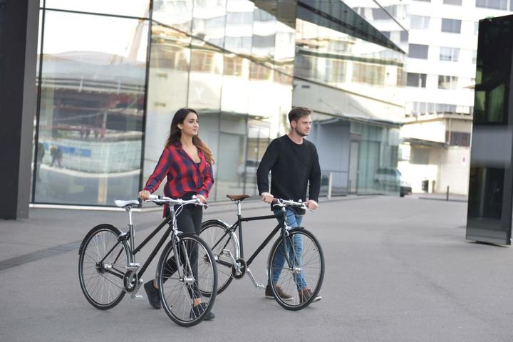 Actual product image Fam. Huber Robin (60.50 cm)