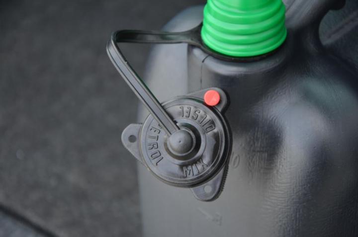 Immagine prodotto Cartrend Bidone plastica 10 litro nero