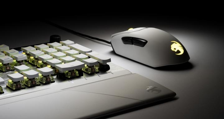 Produktbild Roccat Vulcan 122 Aimo (DE, Kabelgebunden)