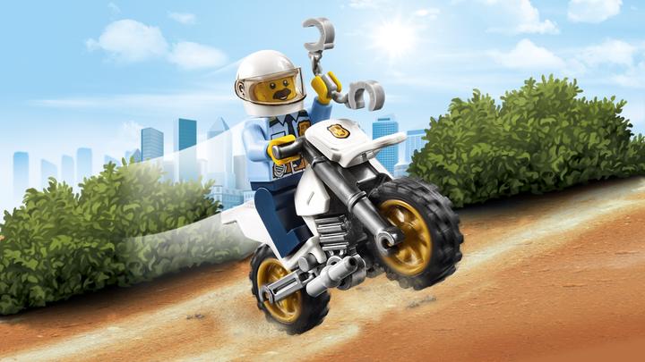 Produktbild LEGO Abschleppwagen auf Abwegen (60137, LEGO City)