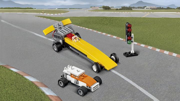 Produktbild LEGO Creator Flugschau-Attraktionen (31060, LEGO Creator Expert)