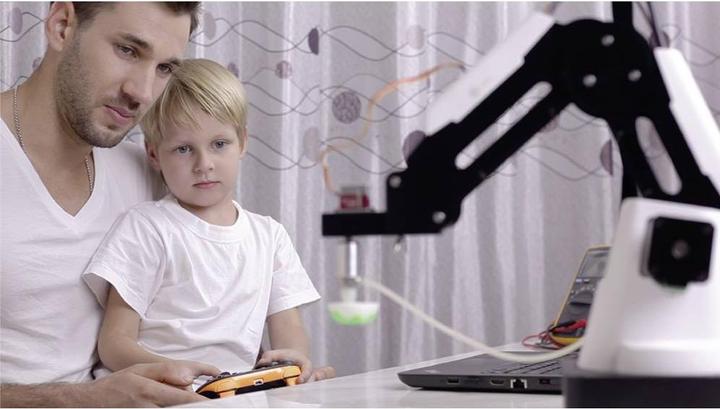 Image du produit Dobot Bras robotisé en kit Magican Plus Prêt à l'emploi DT-MG-4R005-02E+.