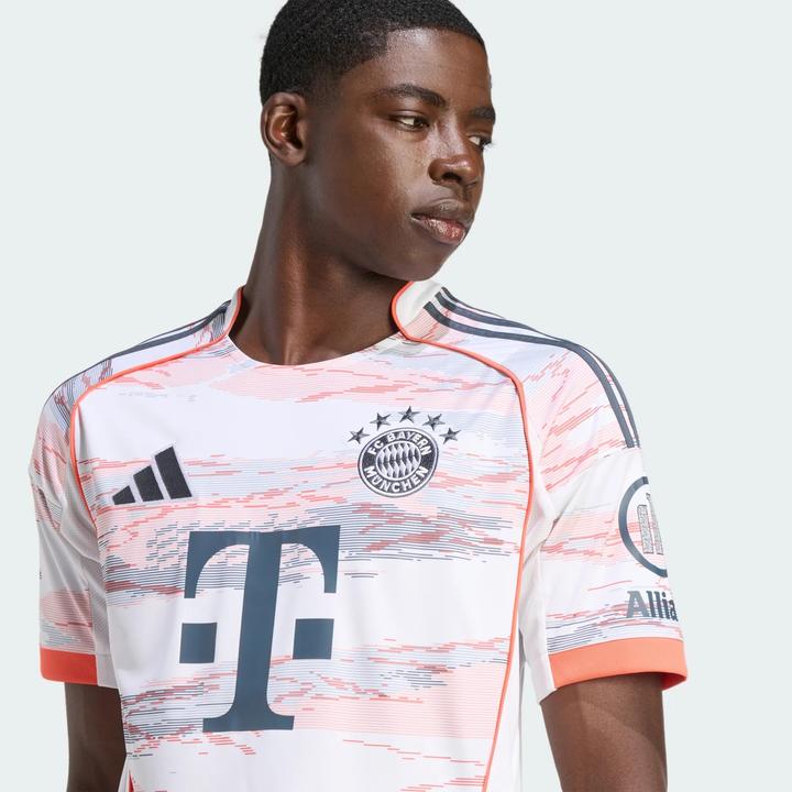 Immagine prodotto adidas FC Bayern München Auswärts Trikot (S)
