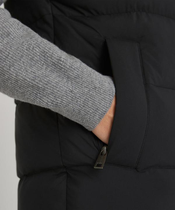 Actual product image Falke Puffering Waistcoat Outerwear m (L)