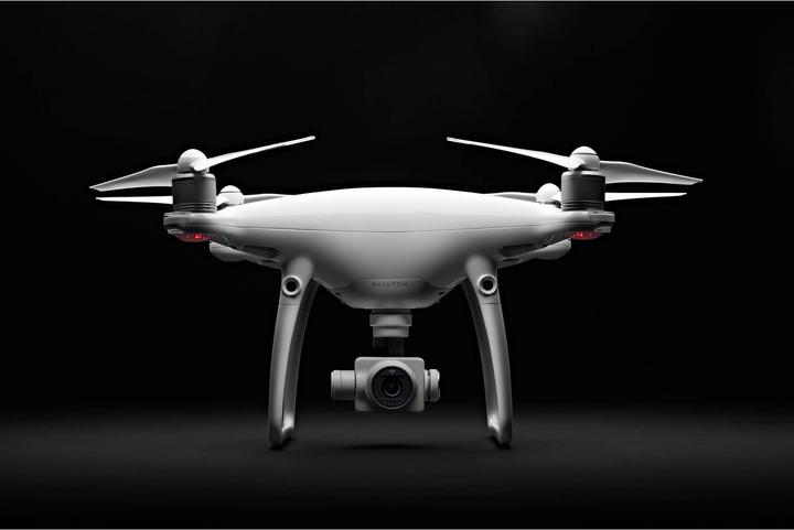 Image du produit DJI Phantom 4 Avancé (30 min, 1368 g, 20 Mpx)