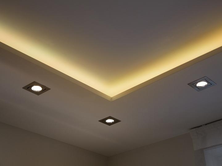 Produktbild Beliani LED-Leiste (Mehrfarbig, 60 cm, Indoor)