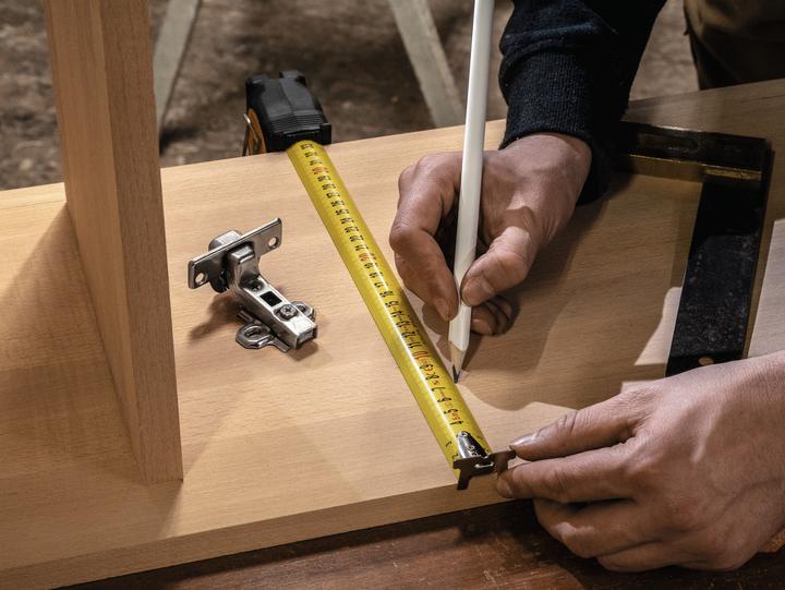 Actual product image Stabila Pocket tape measure BM 300, 10 m (33'), cm/inch scale (cm)