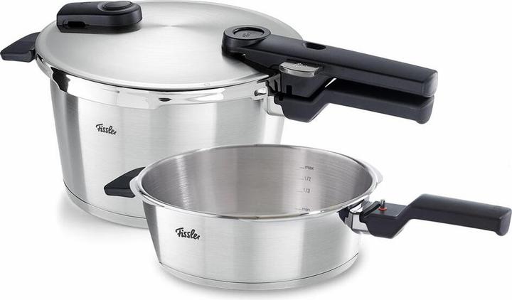 Produktbild Fissler Schnellkochtopf-Set (SKT 4,5l o.E. + SBP 2,5l) Vitaquick Premium (Dampfkochtopf, Bratpfanne, Edelstahl)