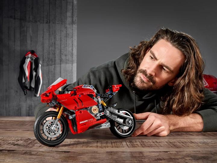 Immagine prodotto LEGO Ducati Panigale V4 R (42107, LEGO Technic)
