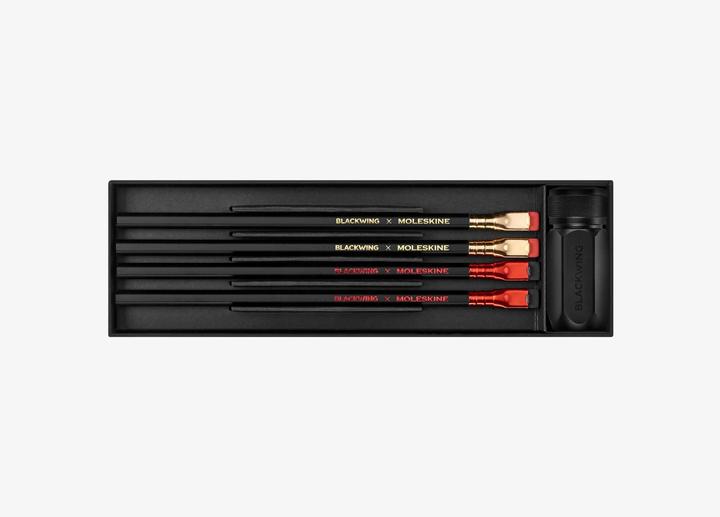 Actual product image Moleskine BLACKWING X M pencil & sharpener (4 x)