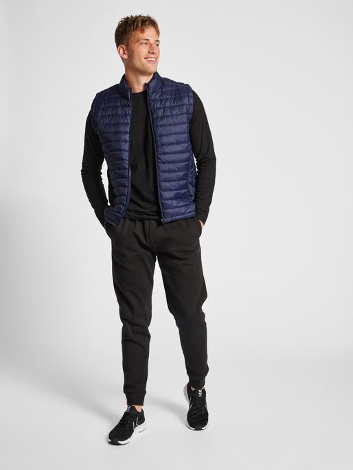 Actual product image hummel Red Quilted Waistcoat (3XL)