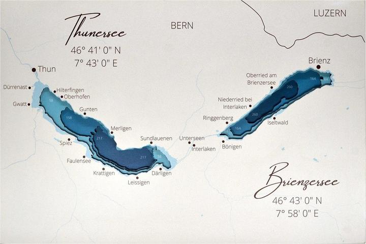 Produktbild Enjoy The Wood Thunersee / Brienzersee - Seekarte aus Holz (30 x 45 cm)