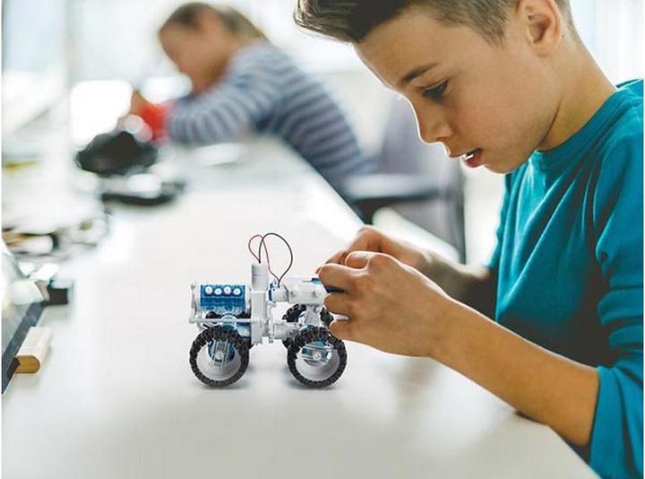 Actual product image Velleman Vehicle with fuel cell kit