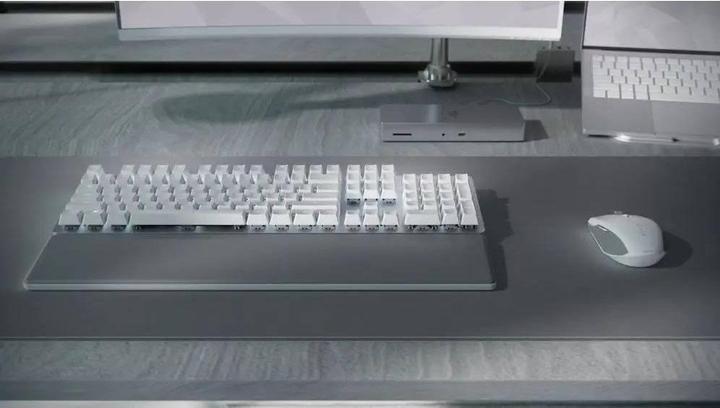 Produktbild Razer Pro Type Ultra (US, Kabellos, Kabelgebunden)