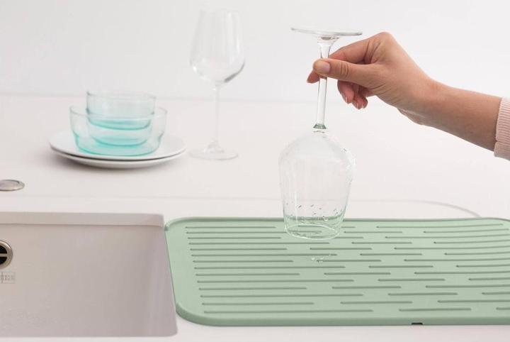 Image du produit Brabantia Tapis d'égouttage Côté évier Vert clair