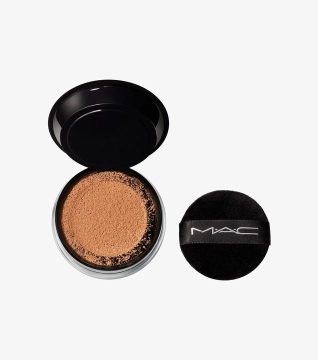 Image du produit MAC Cosmetics Studio F / Blurring Weightl Powder Dark (Moyen Foncé Foncé)