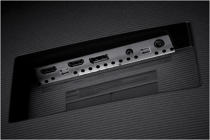 Immagine prodotto Samsung U32J590UQP (3840 x 2160 pixel, 32")
