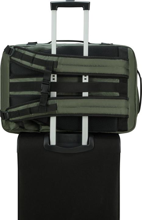 Actual product image American Crew Urban Track Dark Khaki (44 l)