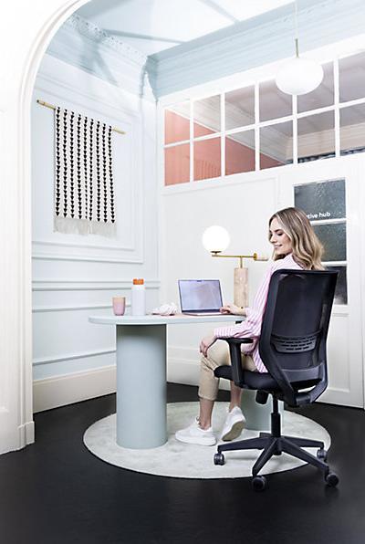 Produktbild Dauphin Bürostuhl TO-SYNC One