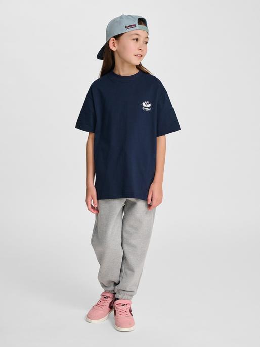 Actual product image hummel Hmlloose tee s/s graphic junior (128)