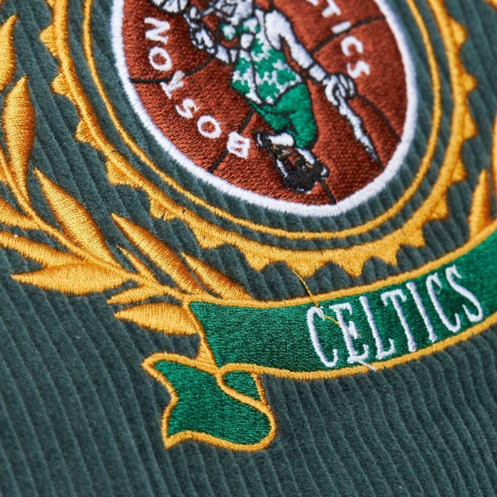 Produktbild Mitchell & Ness M&N Varsity Kord Sherpa College Jacke - Boston Celtics - S (S)