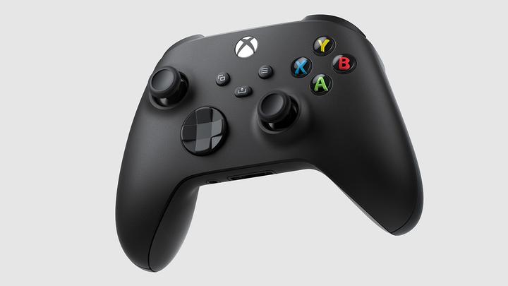 Actual product image Microsoft Xbox WLC M Black fo EN/FR/DE/IT/PL/PT/RU (Xbox Series X, Xbox One S, Android, PC, Xbox Series S, iOS)