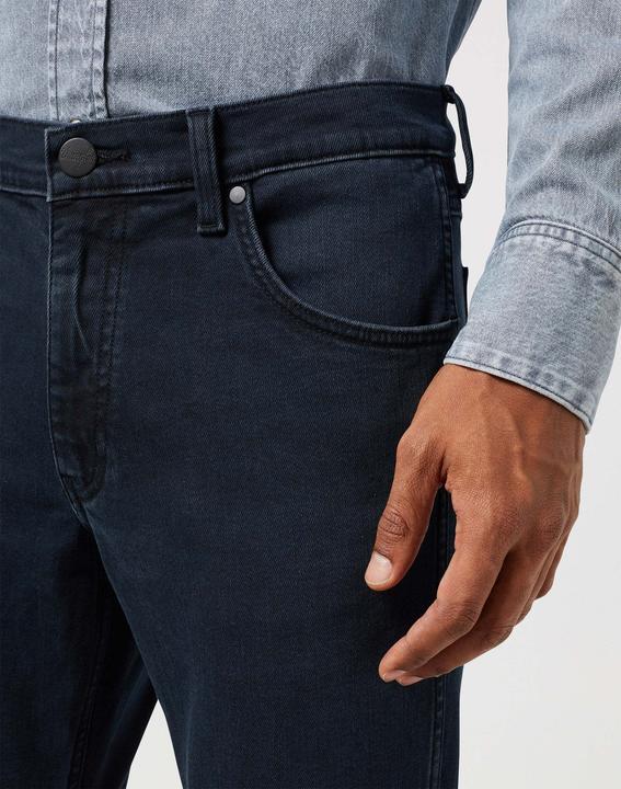Actual product image Wrangler Greensboro Low Stretch Jeans (W40/L30)