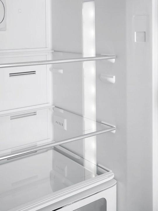 Actual product image Smeg Retro Style FAB32ROR5 (331 l)