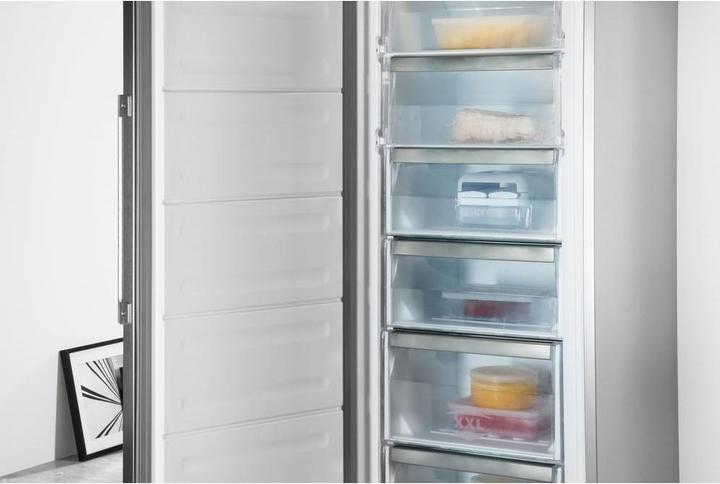 Produktbild Whirlpool UW8 F2Y XBI F 2 (Freistehend, 263 l)