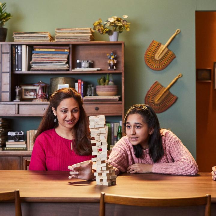 Actual product image Hasbro Gaming Jenga Classic (German, French, Italian)