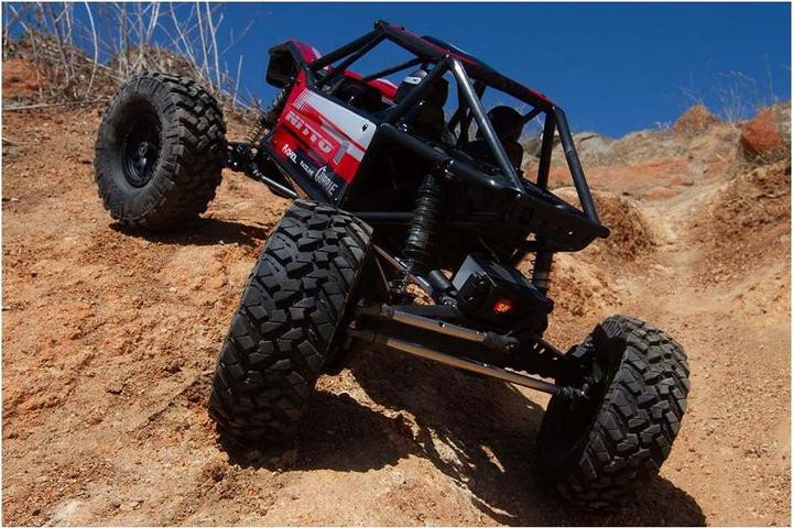 Actual product image Axial Rock Crawler Capra 4WS, Black, 1:10, ARTR (RTR Ready-to-Run)