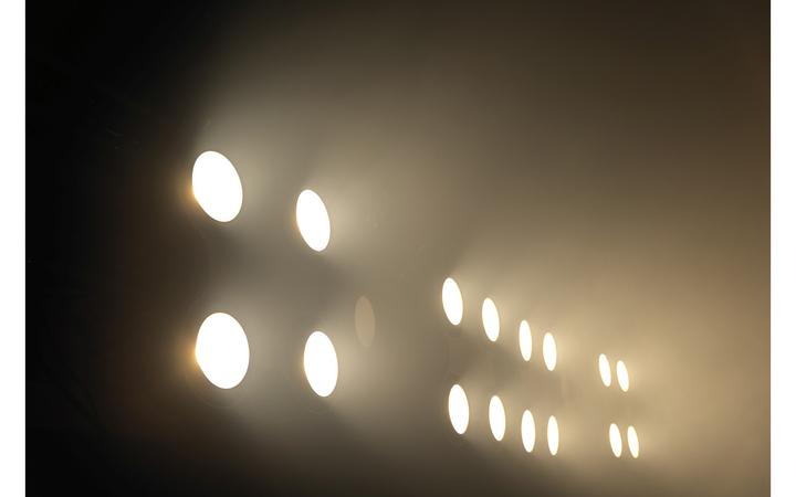 Image du produit Showtec Stage Blinder 4 LED (80 W, LED)