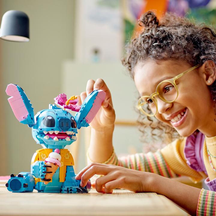 Actual product image LEGO Stitch (43249, LEGO Disney)
